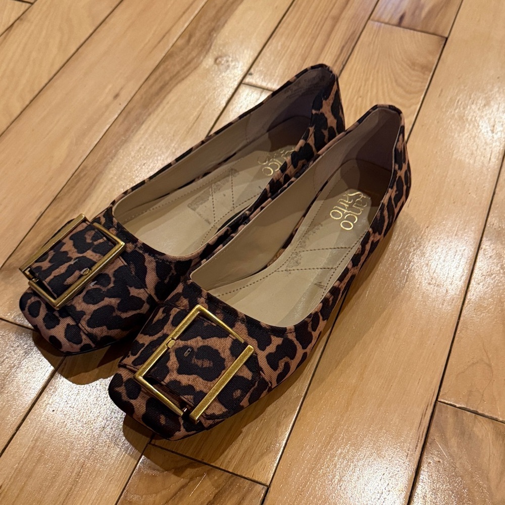 Franco Sarto Leopard Print Ballet Flats with Gold Buckle 8.5 never worn